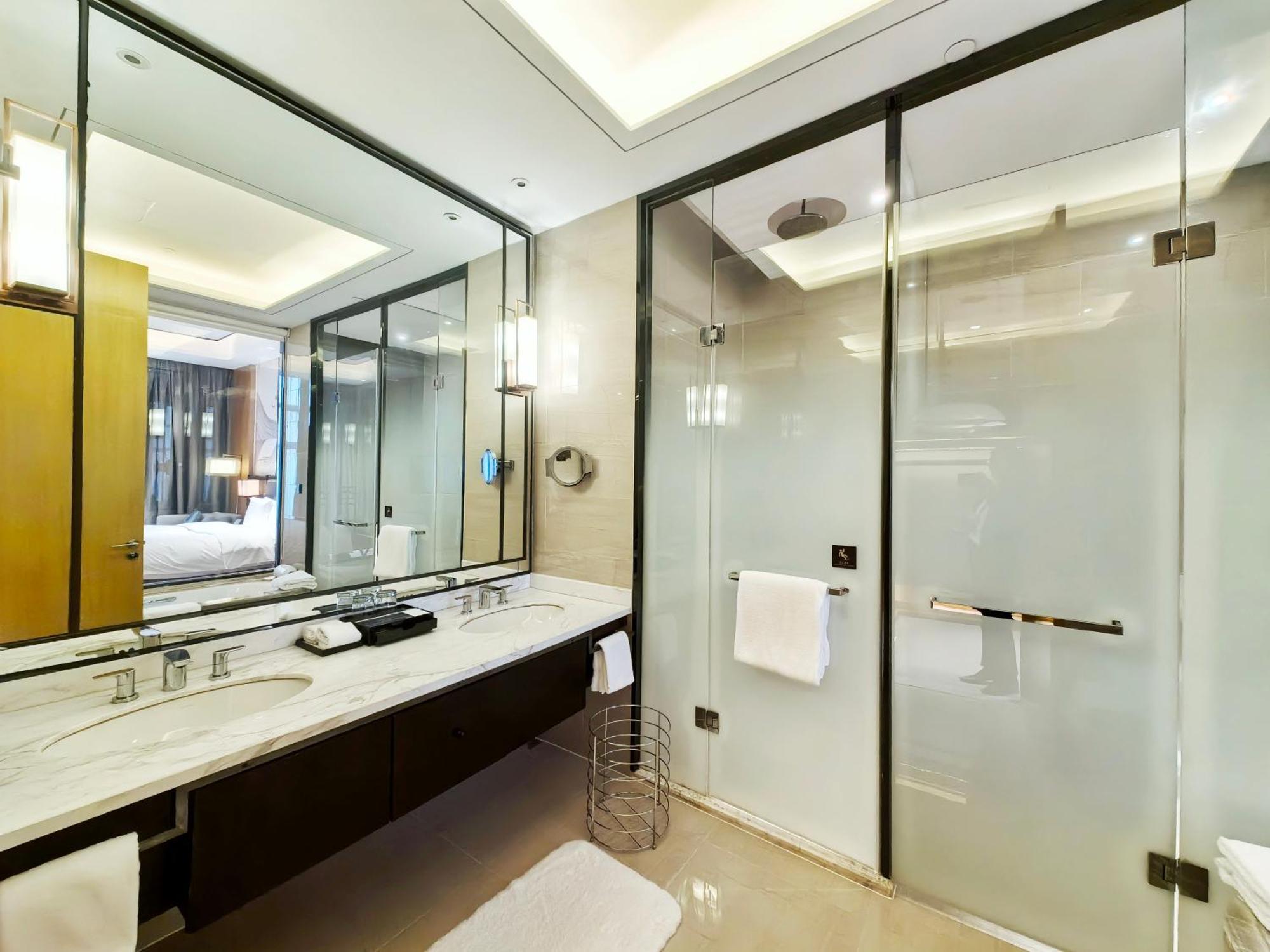 Hotel Doubletree By Hilton Ningbo Beilun Extérieur photo