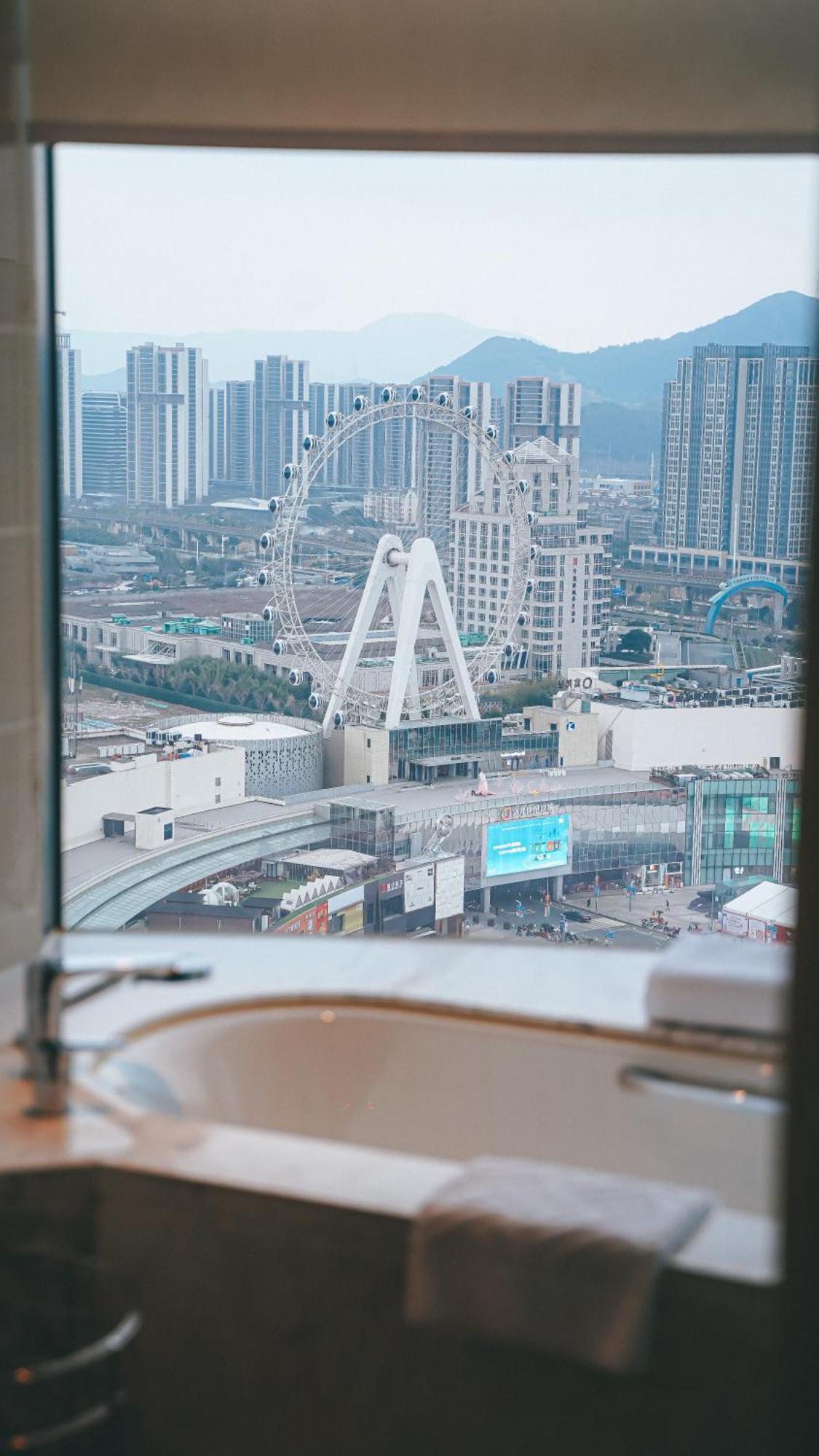 Hotel Doubletree By Hilton Ningbo Beilun Extérieur photo