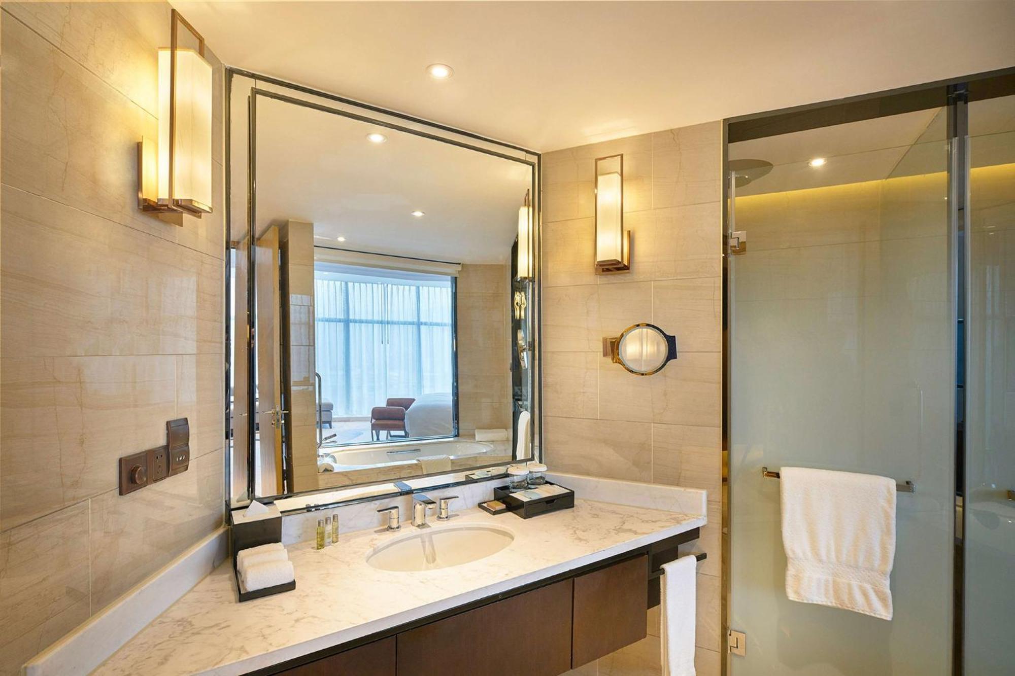 Hotel Doubletree By Hilton Ningbo Beilun Extérieur photo